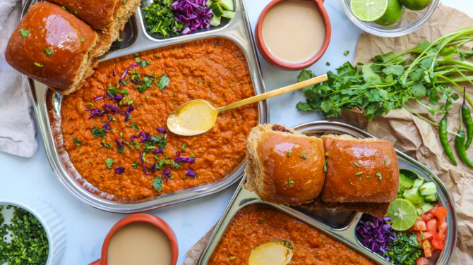 Sonam Kapoor - Pav Bhaji